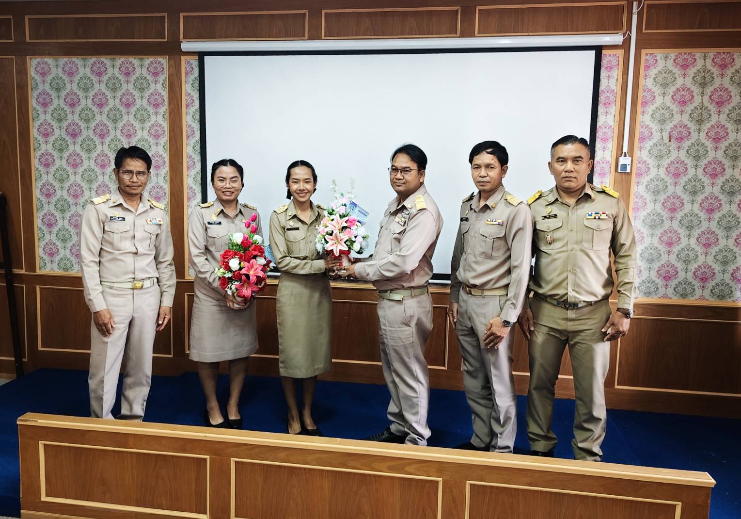 แสดงความยินดีและต้อนรับ แพทย์แผนไทย